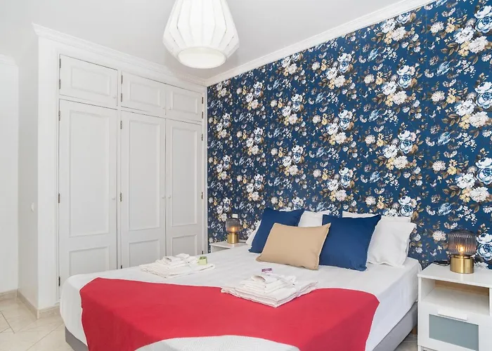 Magnifico Perto Da アパート