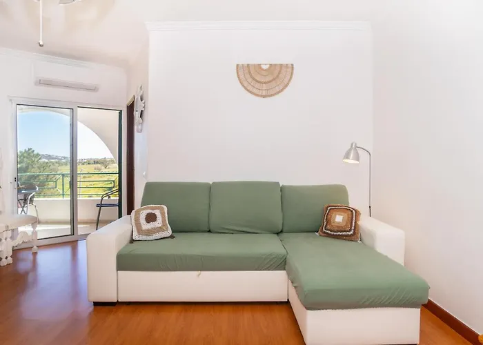 Magnifico Perto Da *