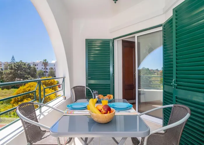 Magnifico Perto Da *